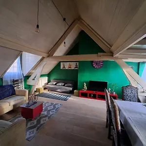  Appartamento The Green Retromodern Duplex